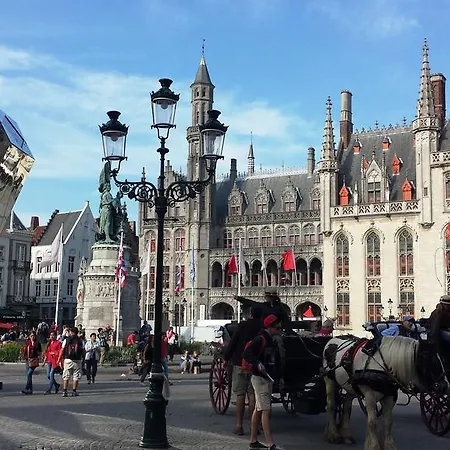 Holiday De Pepel